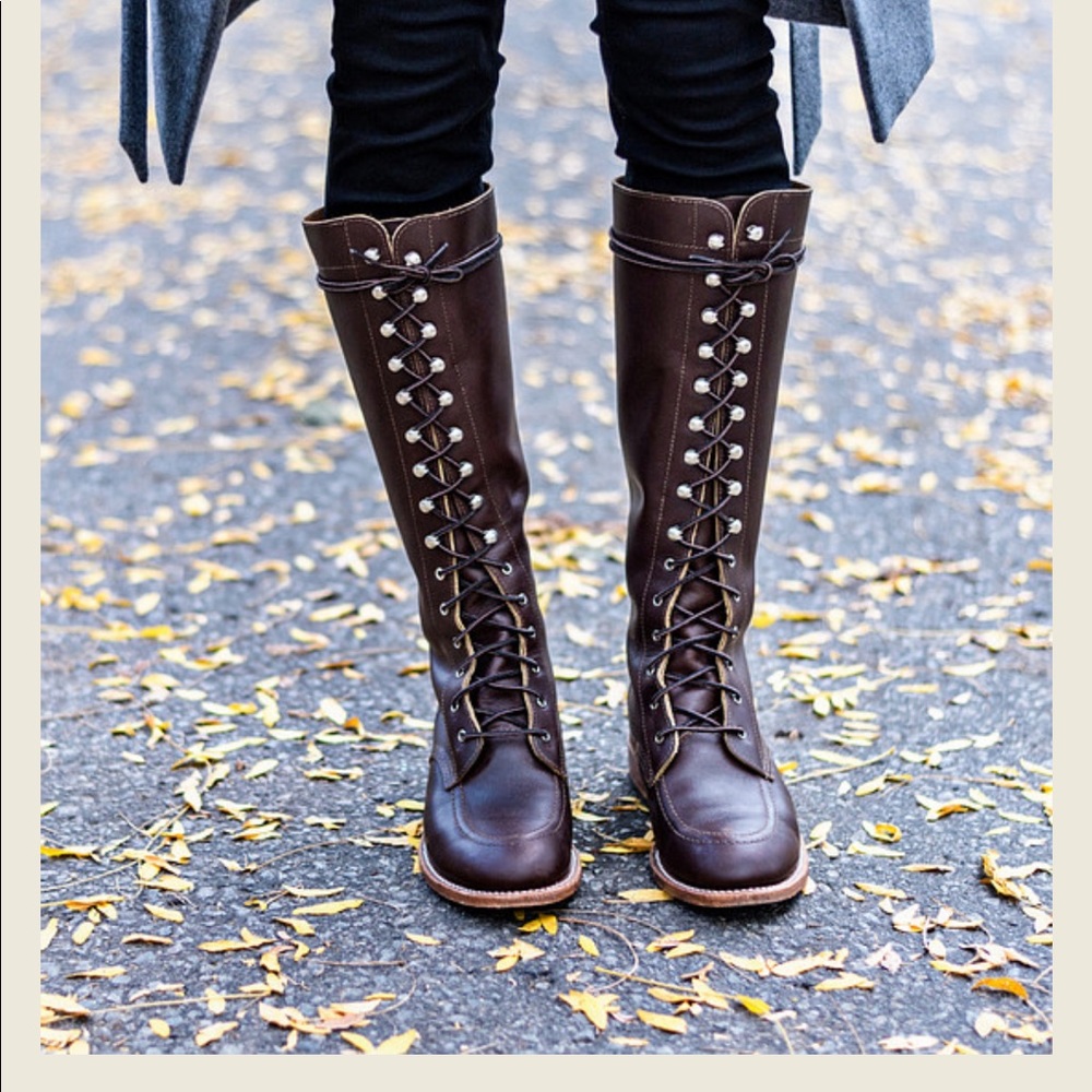 Red wing woman’s Gloria boots size 6.